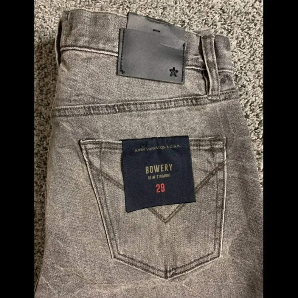 NWT John Varvatos Bowery slim strait jeans. 29 - Picture 6 of 7